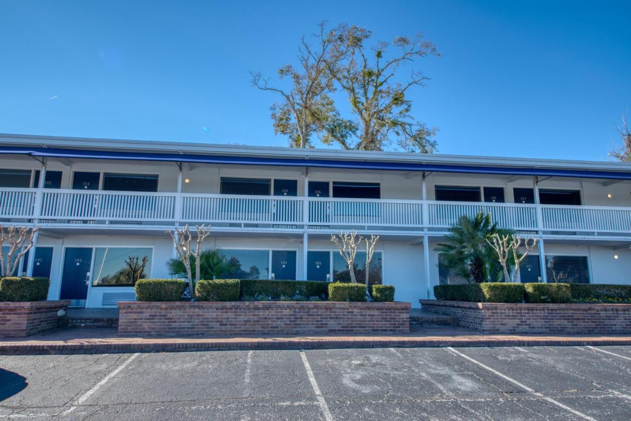 Waterway View Studio 2 W/ Pool, 1 Mile To Wrightsville Beach Wilmington Exterior photo